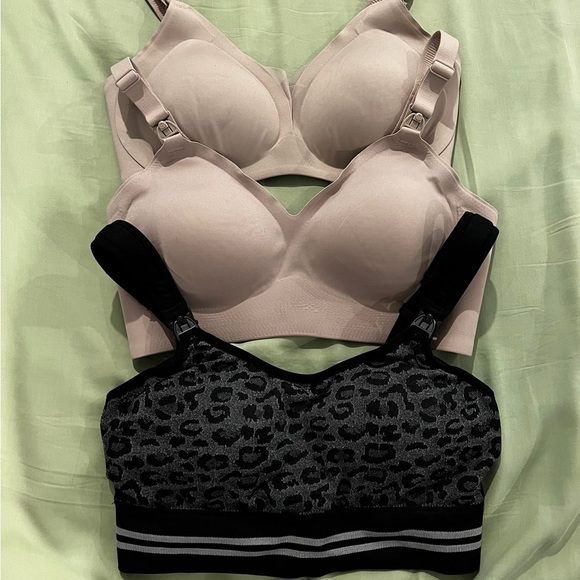 ȘOLD - 5 momcozy nursing bras - Picture 3 of 9